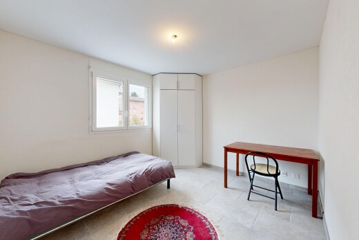chambre avec lumière naturelle, natural light, cloison sèche, drywall, et inside property