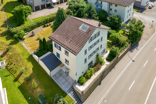 außenansicht mit drone view