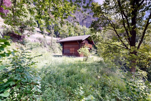 façade avec property visible et bardage horizontal