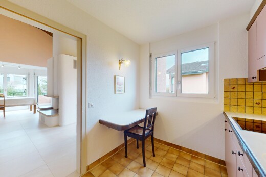 innenraum mit sockelleisten, gipskartonwand, und natürliches licht