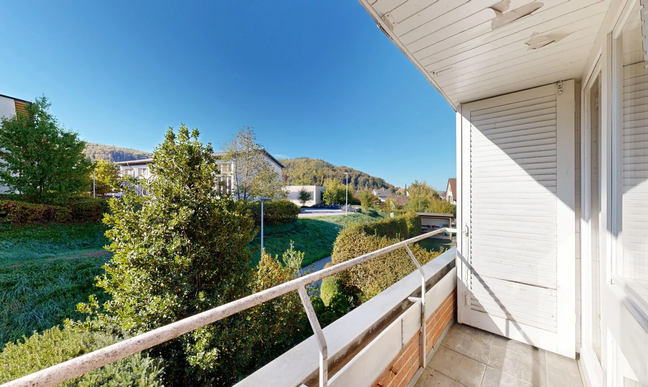 balkon mit balkon, view focus, from property, und day time