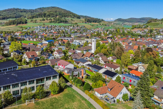 blick auf die berge mit blick auf die berge, mountain view, day time, wohngebietblick, und residential view