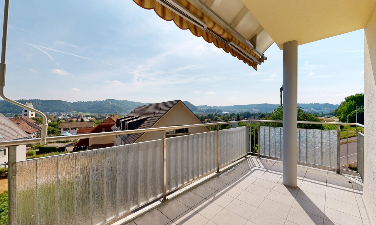 balkon mit from property, day time, und terrasse