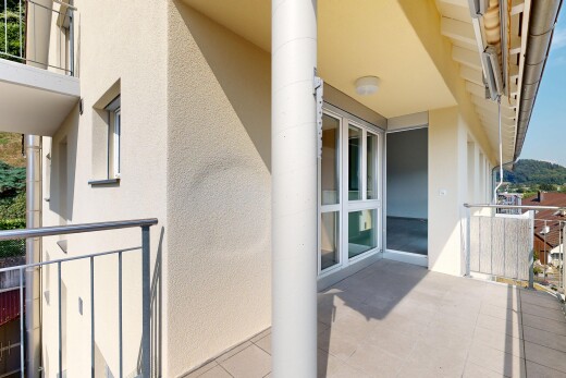 balkon mit balkon und from property