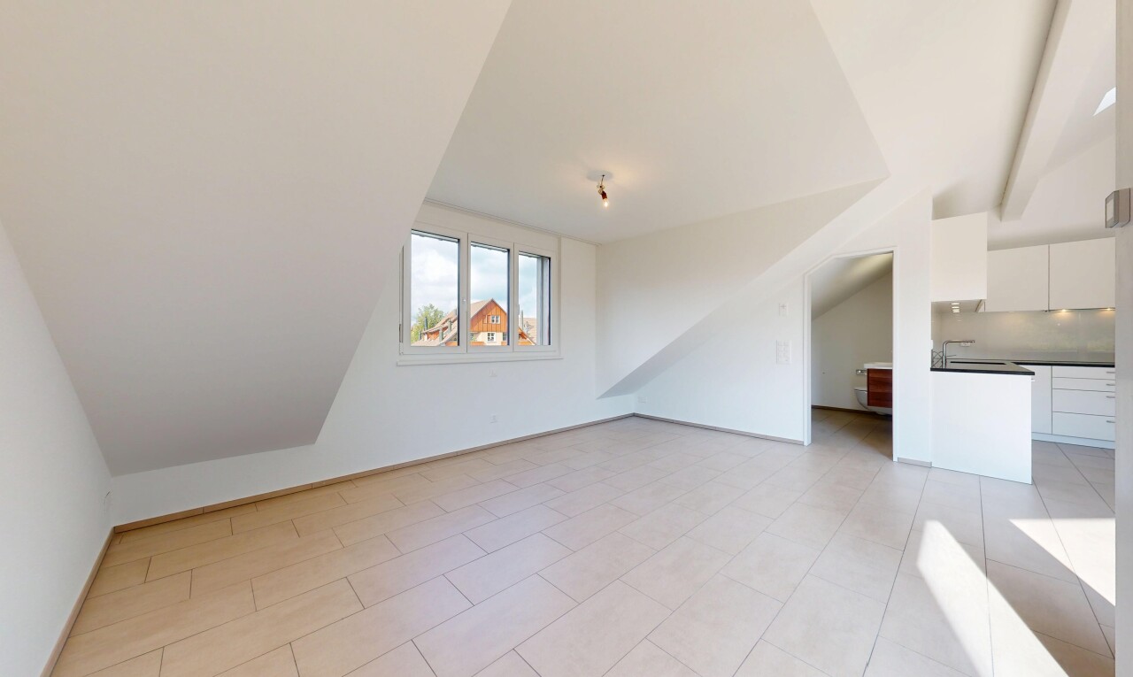 pièce vide avec pièce supplémentaire, lumière naturelle, natural light, inside property, et cloison sèche
