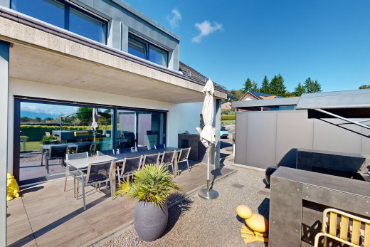 terrasse avec patio
