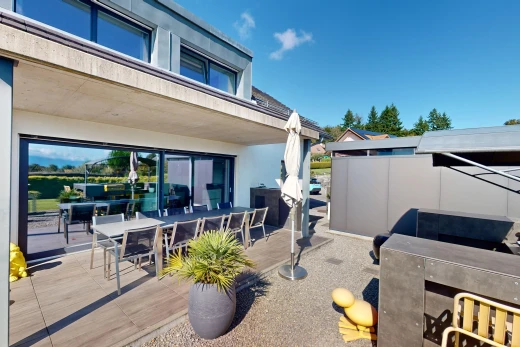 terrasse avec patio
