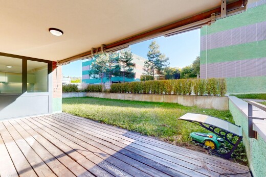 terrasse mit rasen, day time, deck, from property, und zaun