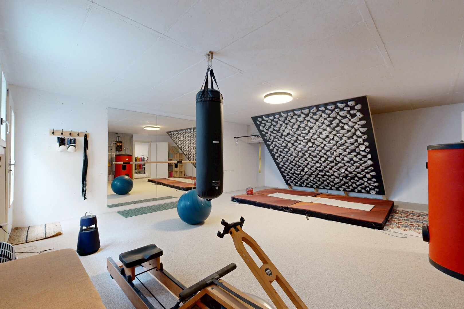 gym with carpet