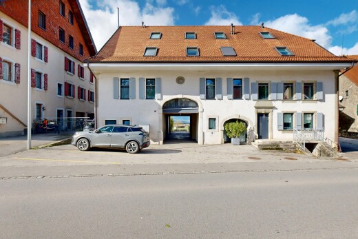 außenansicht mit day time, stuckverkleidung, und property visible