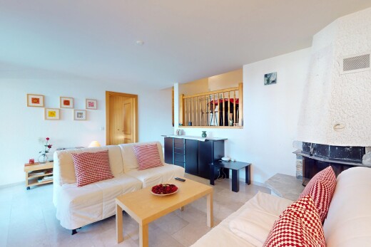 wohnzimmer mit inside property, drywall, gipskartonwand, und lüftungsgitter