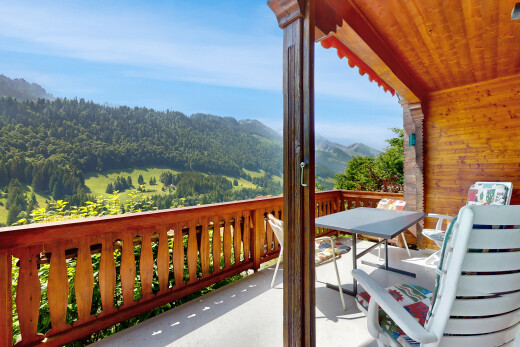 balkon mit day time, from property, blick auf die berge, mountain view, und waldblick