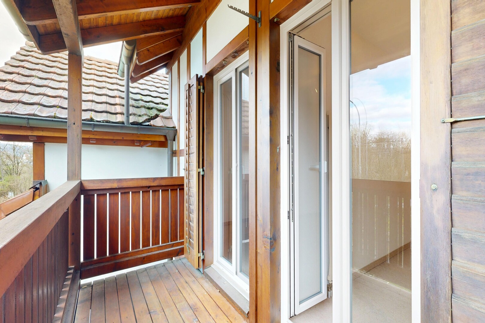 balkon mit balkon und day time