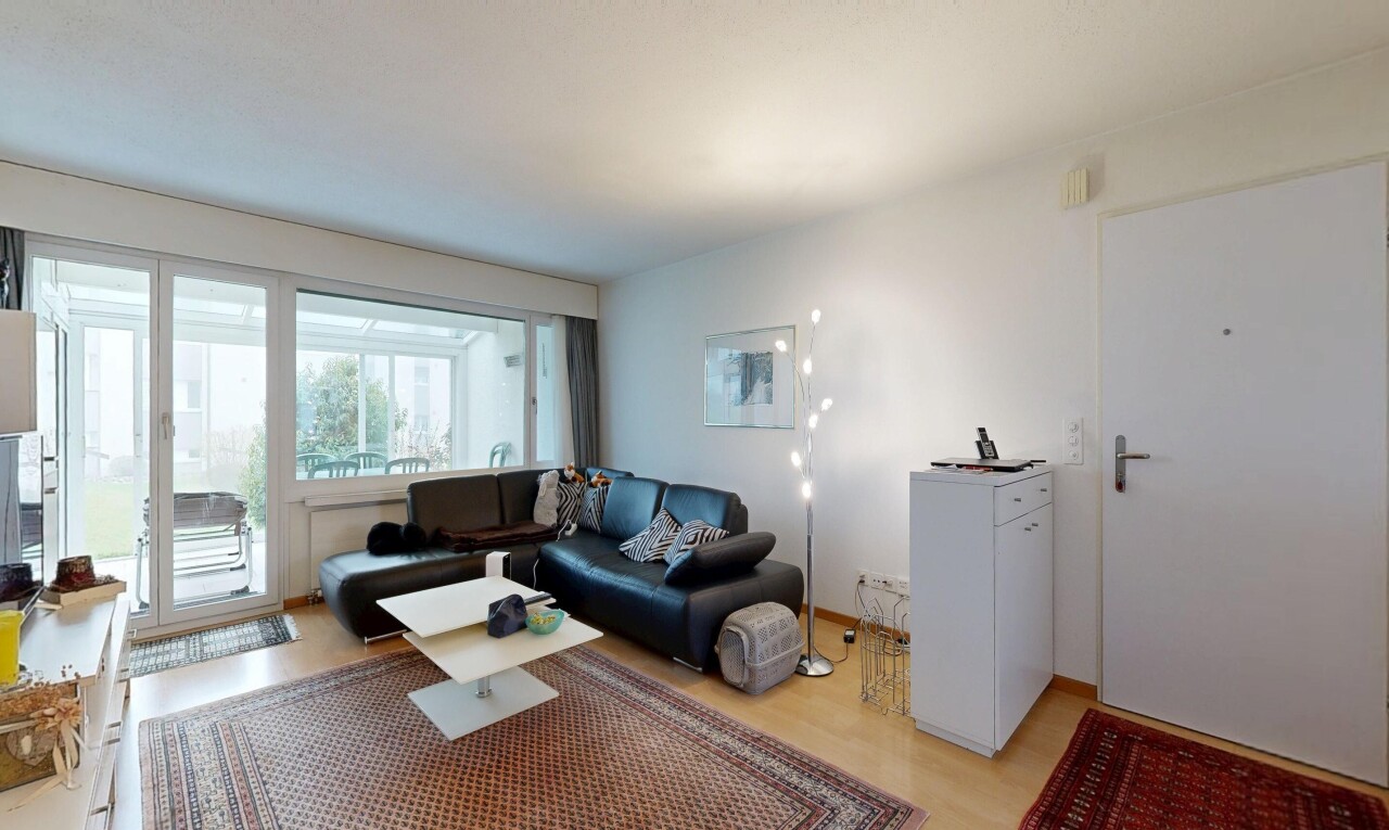 living area with light wood-type flooring