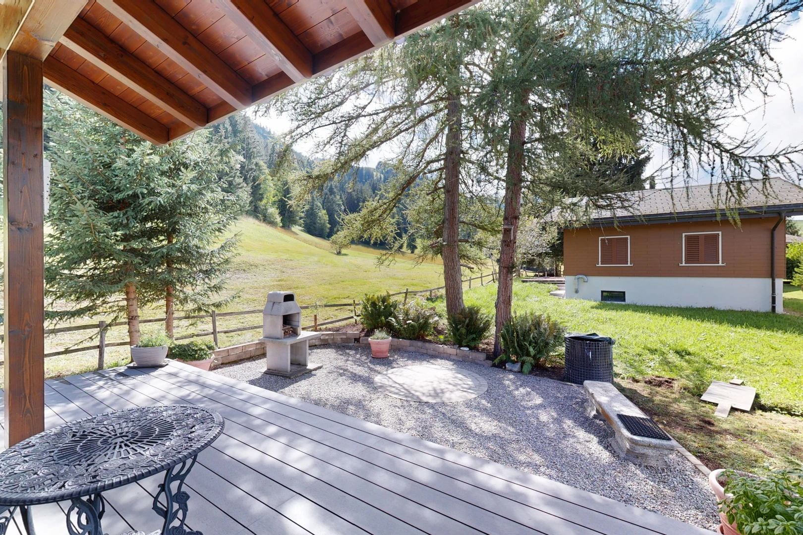 terrasse mit deck, from property, und rasen