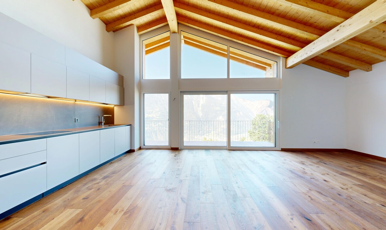 küche mit balkendecke, beamed ceiling, light floor, hohe decke, und high ceiling