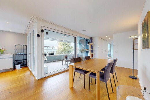 esszimmer mit gipskartonwand, drywall, natürliches licht, natural light, und inside property