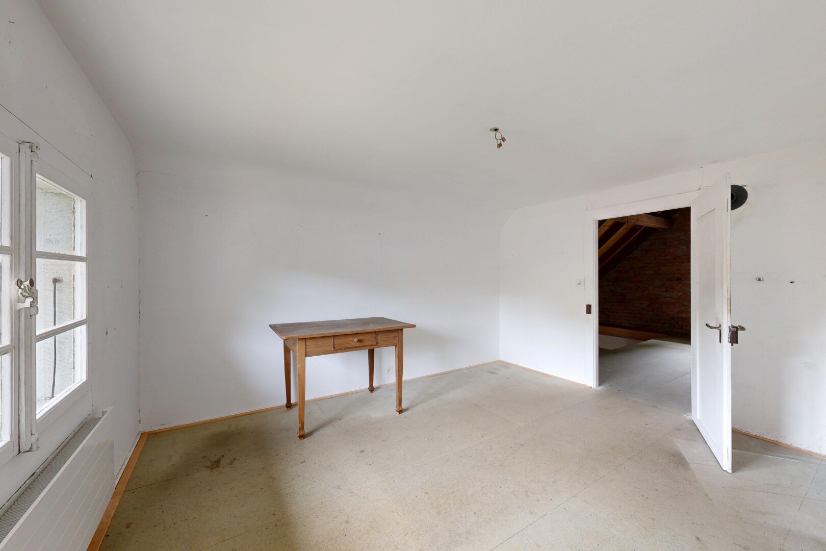 leerer raum mit gipskartonwand, drywall, und inside property