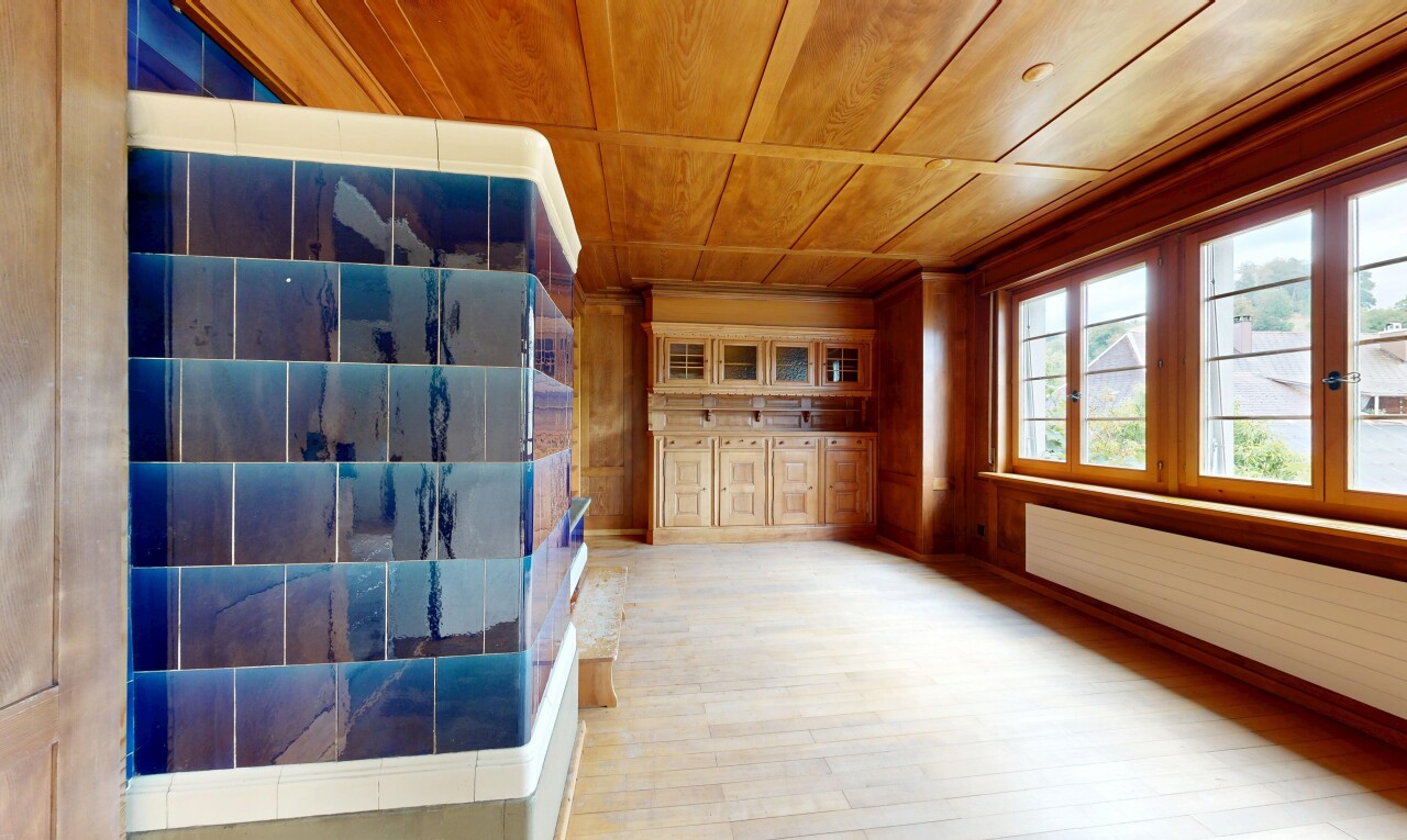 leerer raum mit holzdecke, wood ceiling, high end ceiling, light floor, und inside property