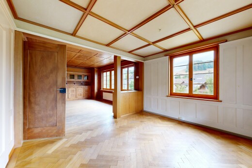 leerer raum mit kassettendecke, coffered ceiling, wandvertäfelung, paneling wall, und holzfußboden
