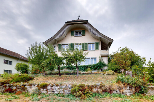 außenansicht mit property visible und overcast