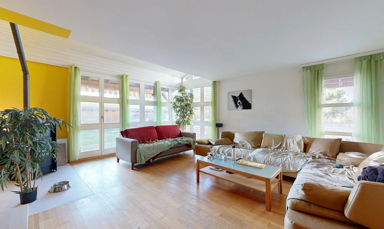 living area featuring light wood finished floors