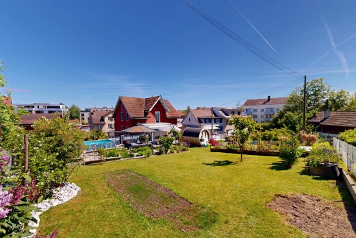 garten mit zaun, day time, rasen, residential view, und wohngebietblick