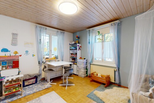 büro mit wood ceiling, holzdecke, natural light, natürliches licht, und drywall