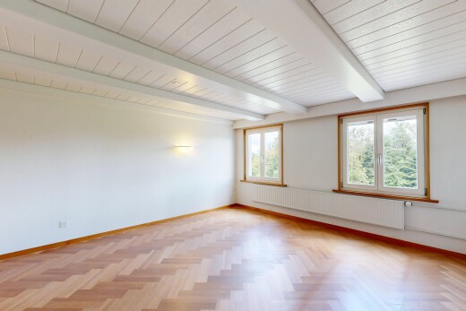 leerer raum mit inside property, holzfußboden, wood finish floor, gipskartonwand, und drywall