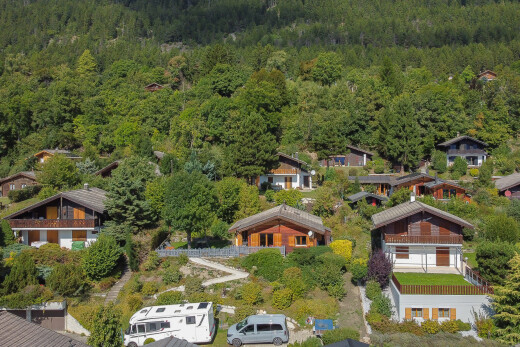 façade avec forest view, vue sur la forêt, et aerial view