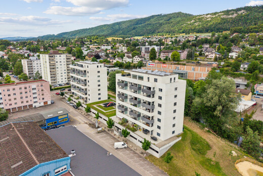 außenansicht mit day time, blick auf die berge, und mountain view