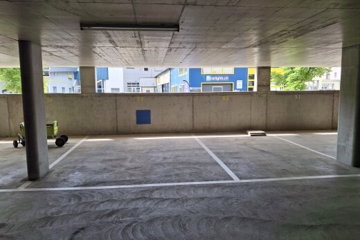 parken mit zaun