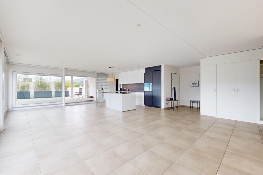 wohnzimmer mit light floor, inside property, natural light, natürliches licht, und drywall