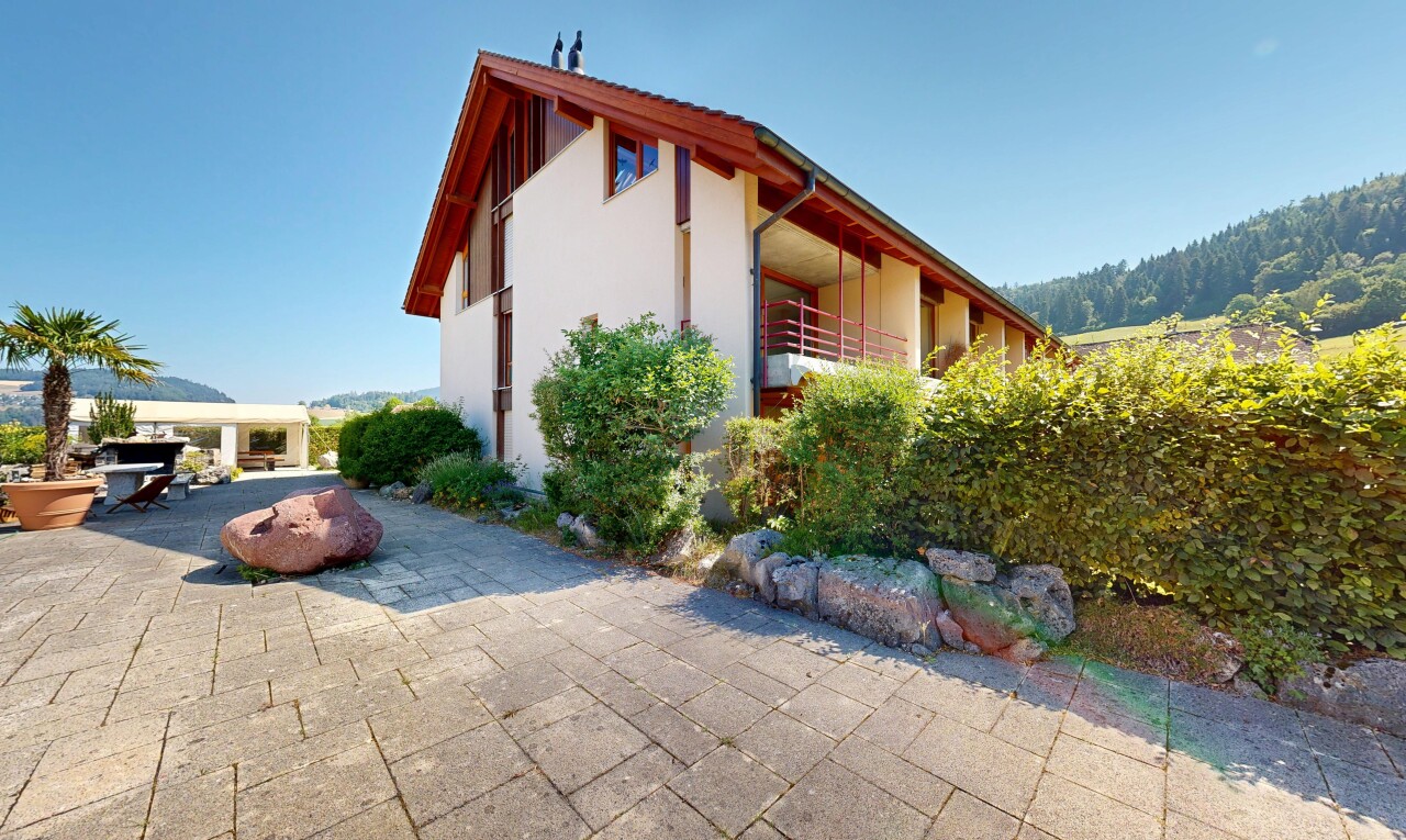 außenansicht mit day time, stuckverkleidung, und from property