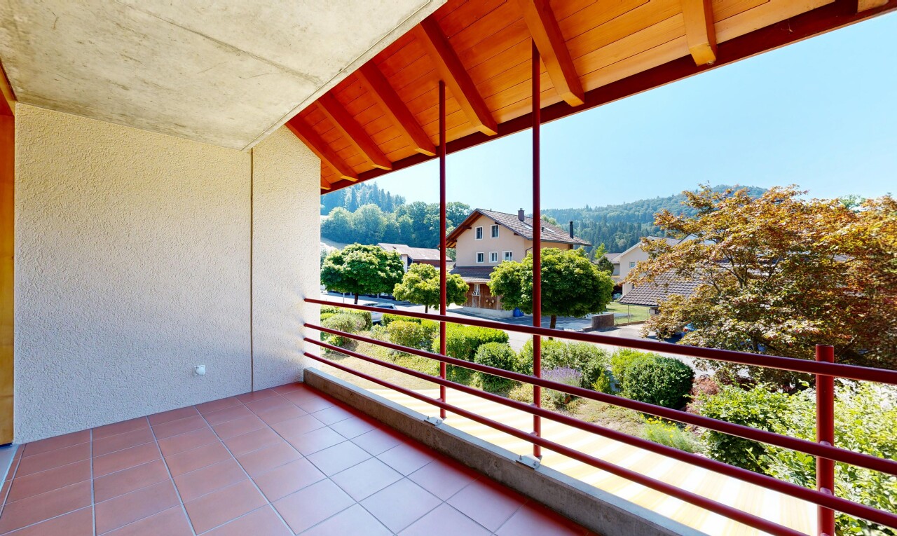 balkon mit from property, day time, und balkon