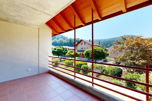 balkon mit from property, day time, und balkon