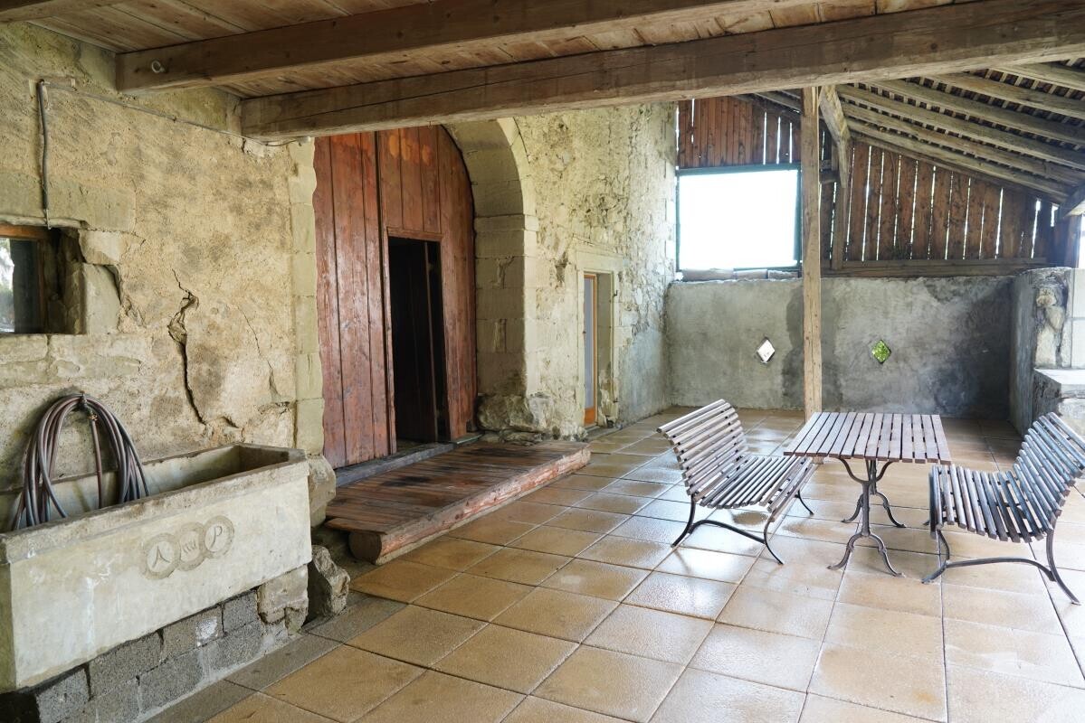 terrasse mit terrasse und inside property