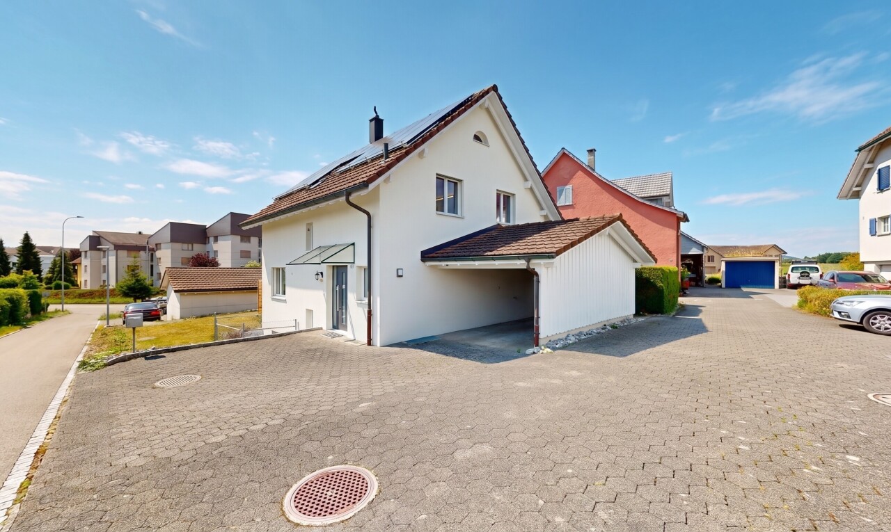 Stilvoll wohnen mit moderner Energie - 5.5-Zimmer-Einfamilienhaus