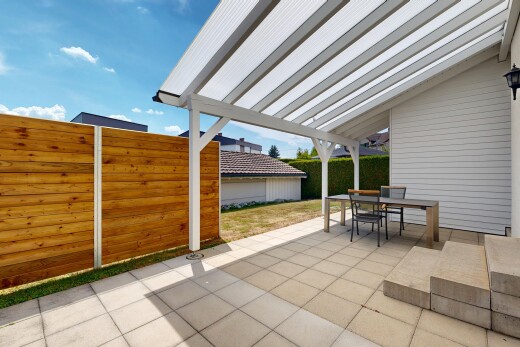 terrasse mit essbereich im freien, day time, terrasse, from property, und zaun