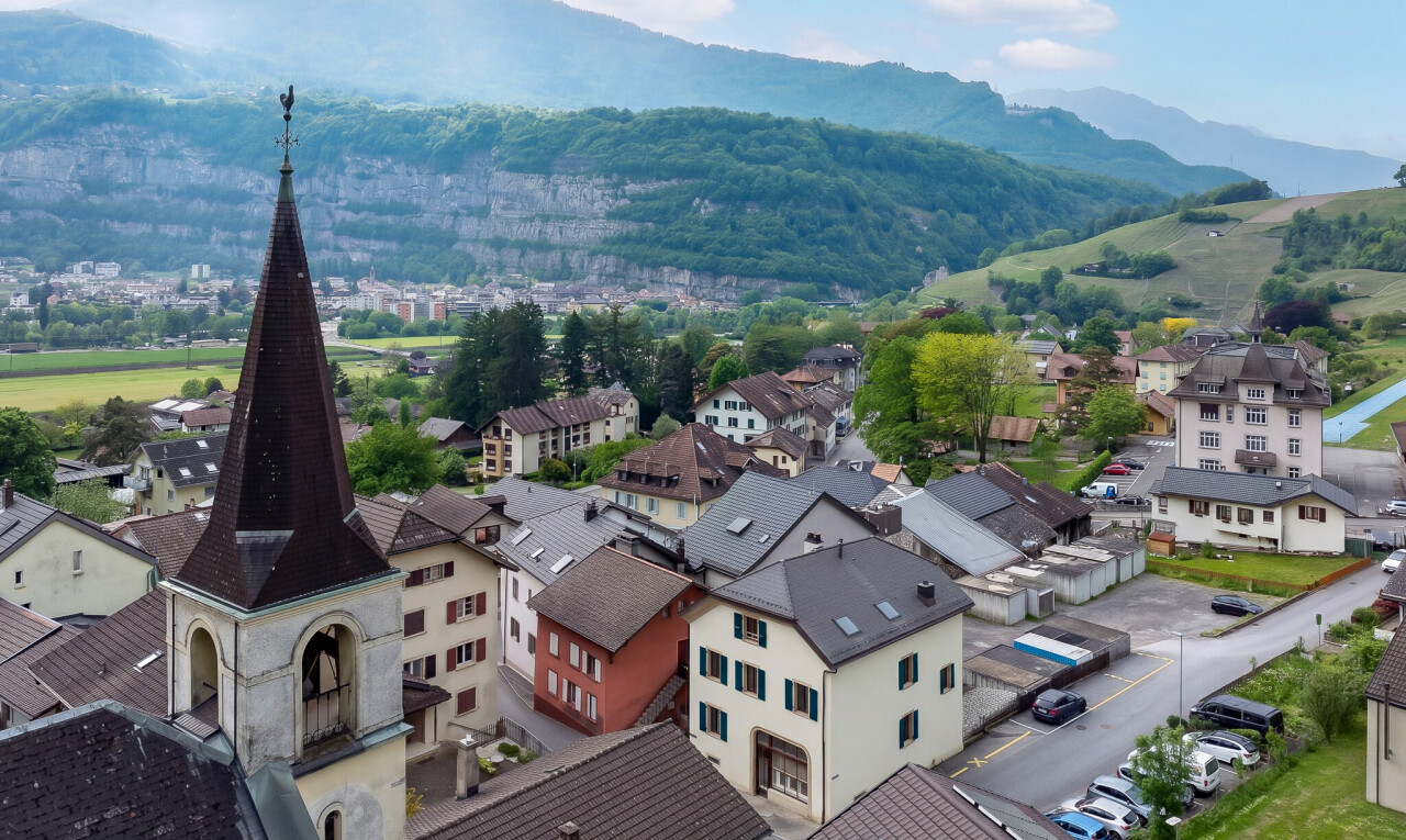 vue sur la montagne avec mountain view, vue sur la montagne, et day time