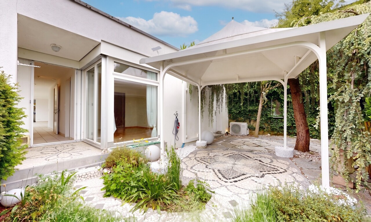 terrasse mit pavillon, from property, day time, und terrasse