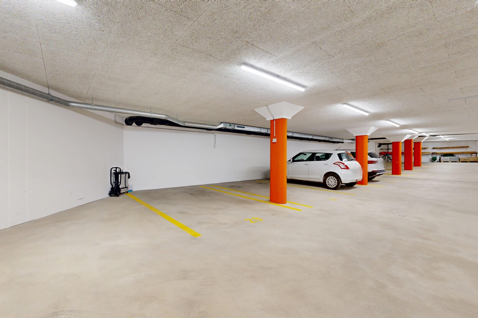 parken mit parkgarage und inside community