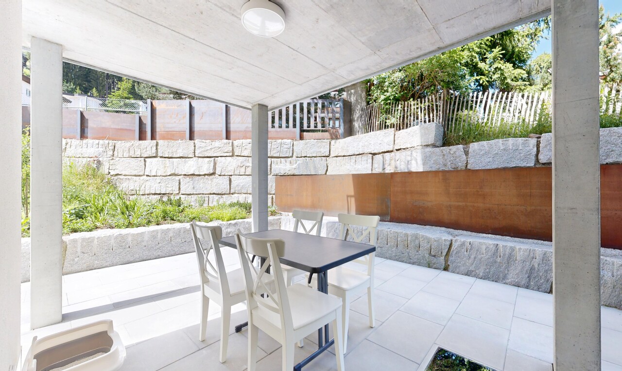 terrasse mit essbereich im freien, terrasse, zaun, und from property