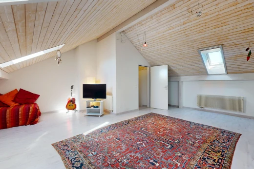 wohnzimmer mit high end ceiling, kühler, drywall, gipskartonwand, und high ceiling