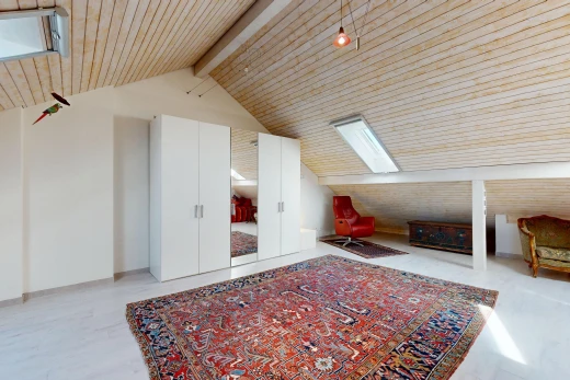 wohnzimmer mit holzdecke, wood ceiling, dachschräge, vaulted ceiling, und high end ceiling