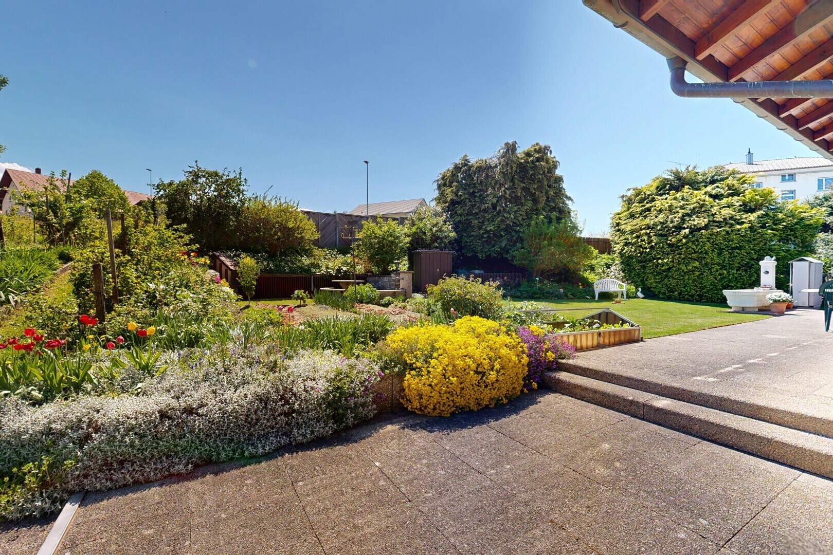 view of garden