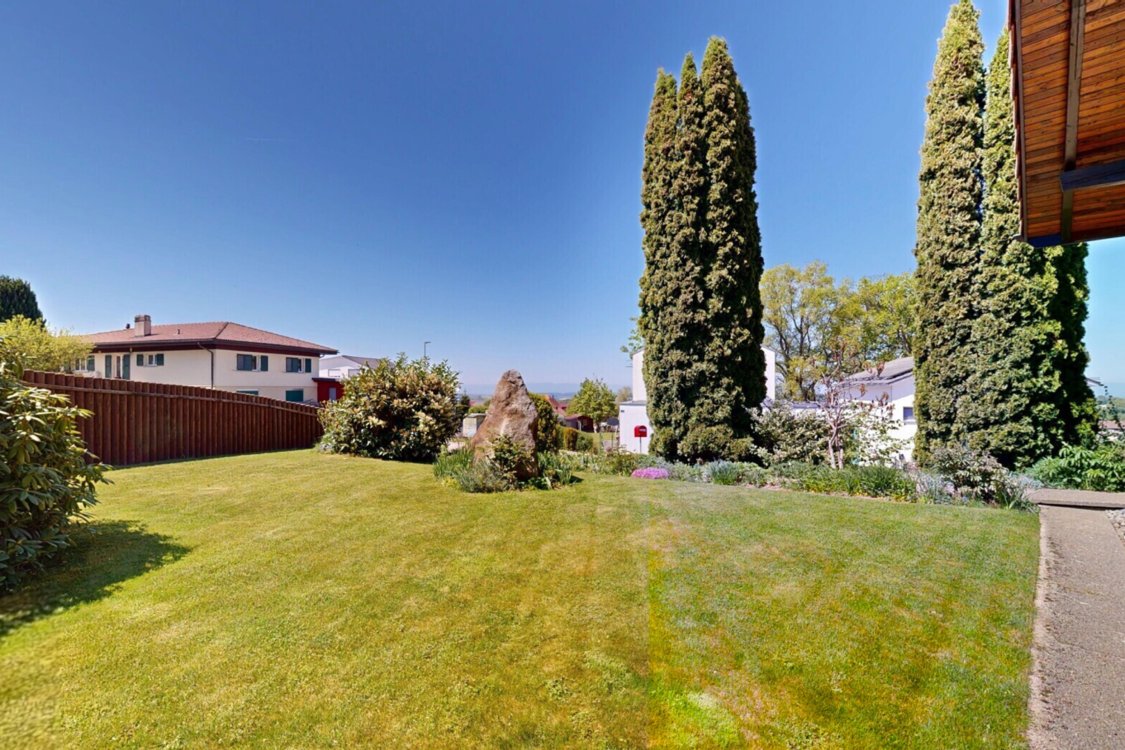 view of garden