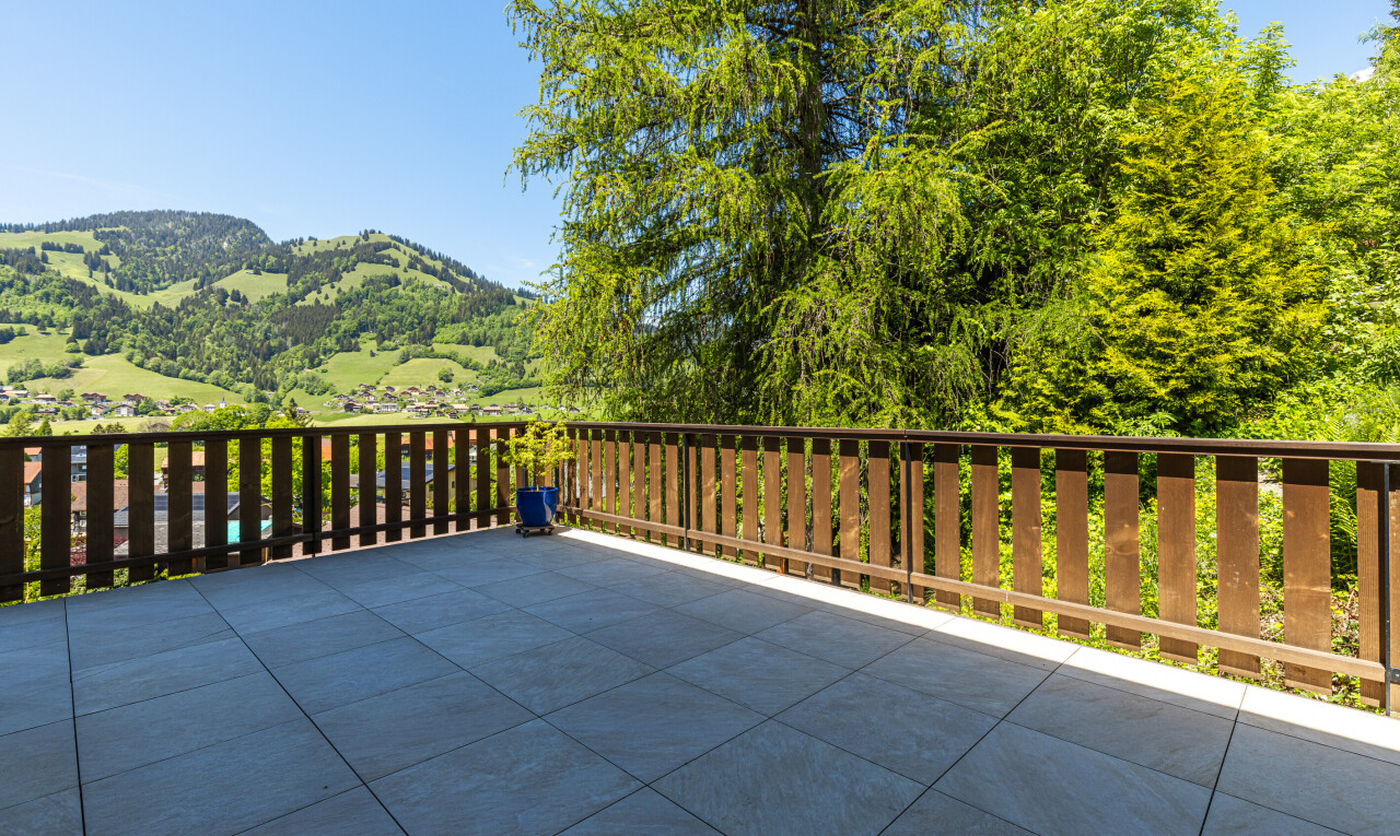 terrasse avec terrasse, day time, et from property