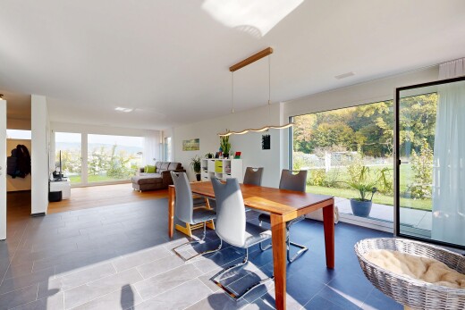 büro mit inside property, natürliches licht, natural light, gipskartonwand, und drywall