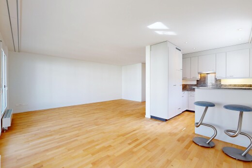 cuisine avec light floor, bar de cuisine, kitchen bar, cloison sèche, et drywall